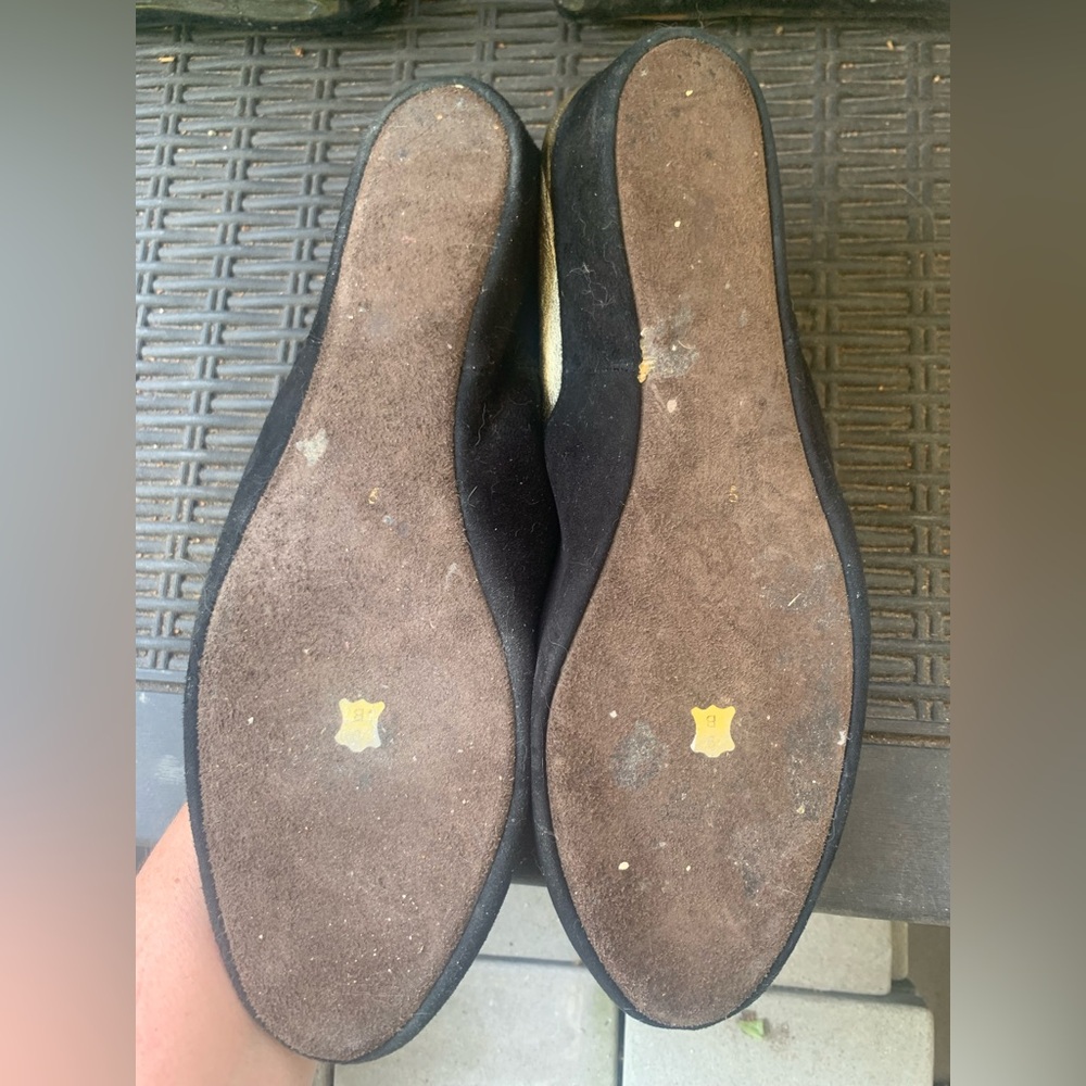 Jacques Levine Black and Gold Velvet Slippers - Picture 2 of 3